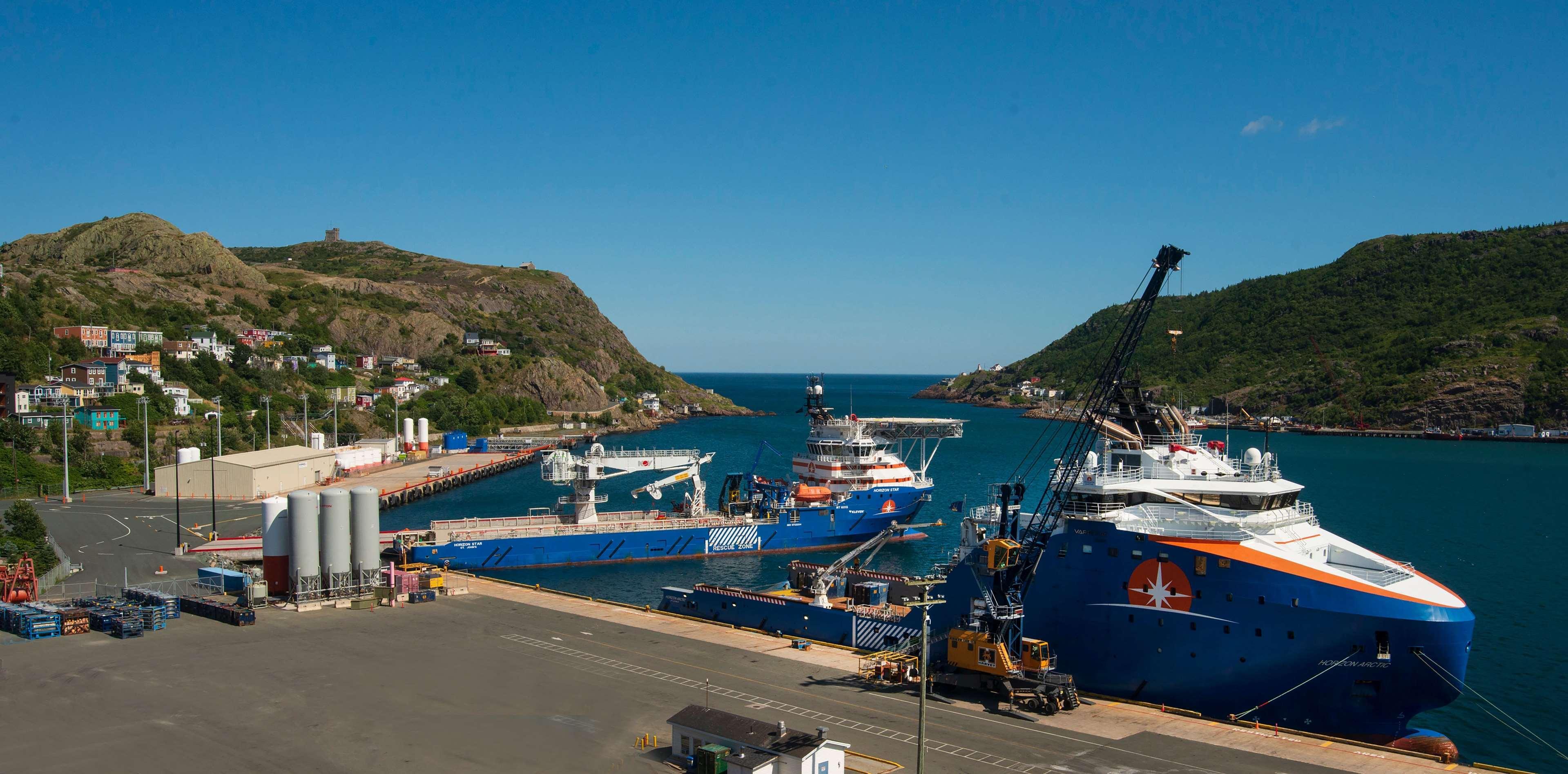 Doubletree By Hilton St. John'S Harbourview Hotell Exteriör bild