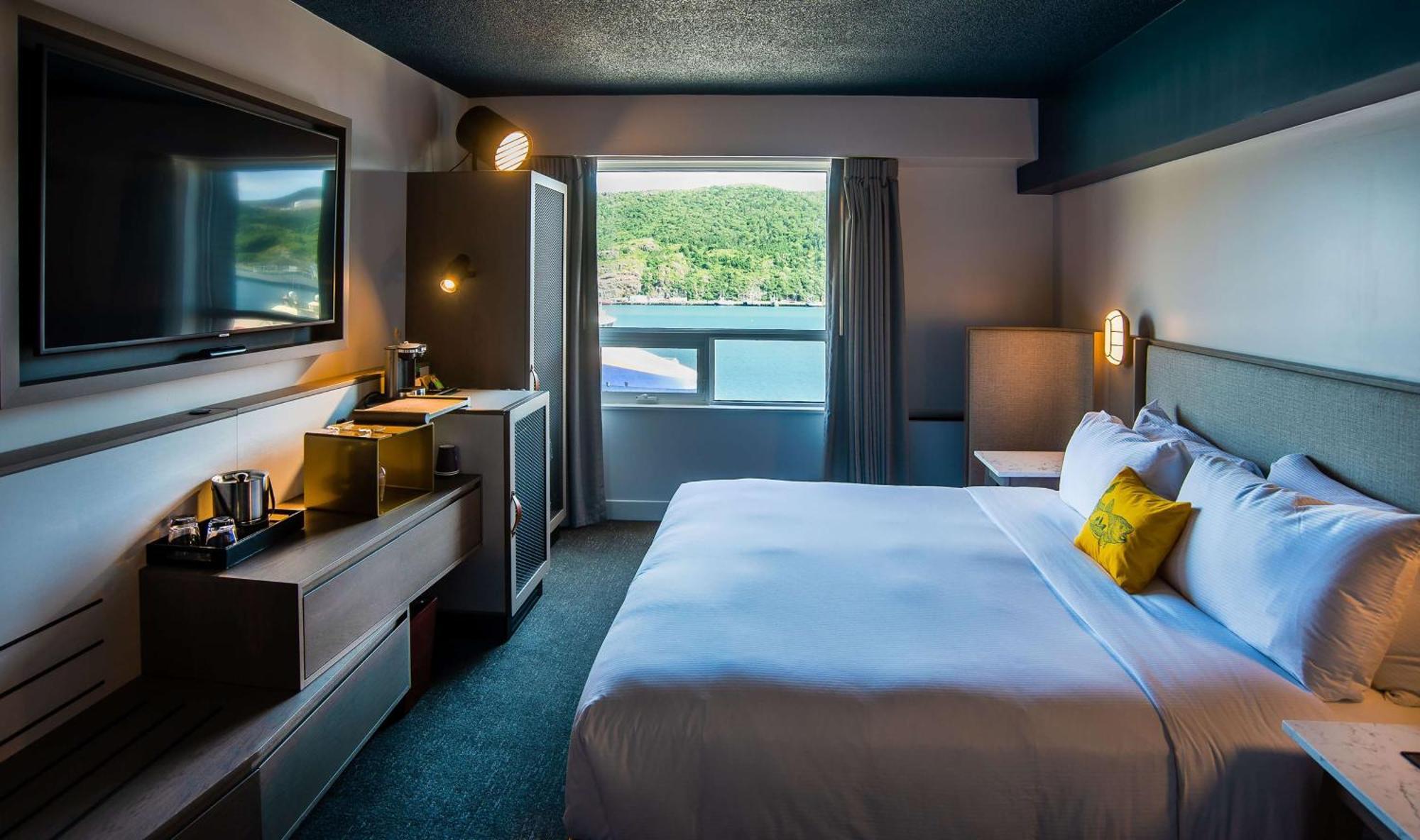 Doubletree By Hilton St. John'S Harbourview Hotell Exteriör bild