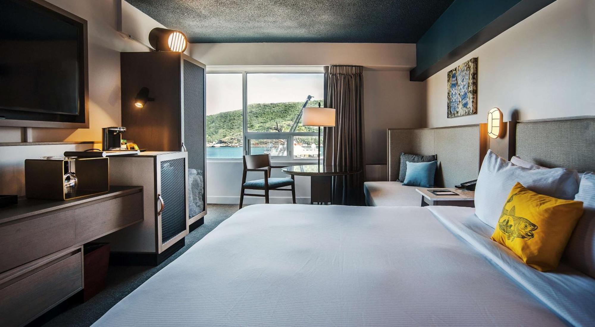 Doubletree By Hilton St. John'S Harbourview Hotell Exteriör bild