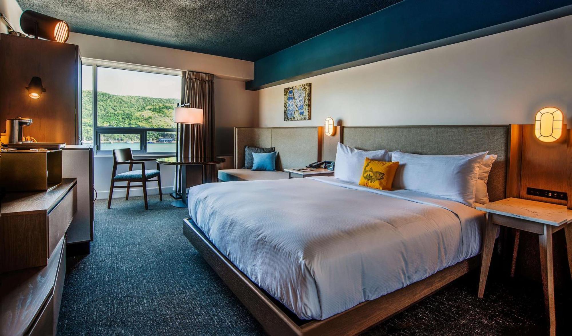 Doubletree By Hilton St. John'S Harbourview Hotell Exteriör bild